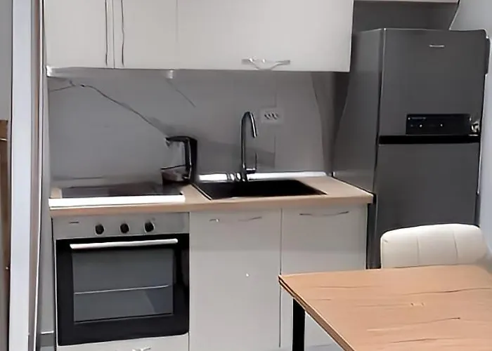 Zaira Retreat - * 地拉那